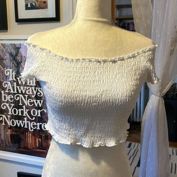 H&M Smocked Crop Top - Picture 7 of 7